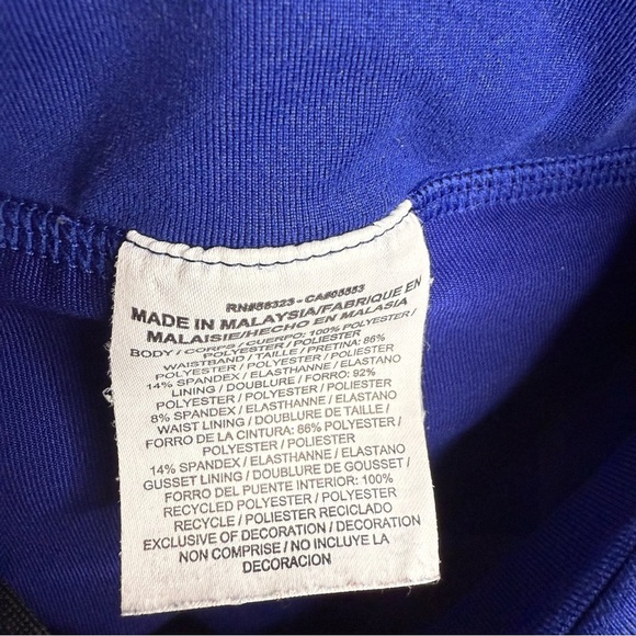 Nike Women's Textured Athletic Shorts in Deep Royal Blue Size Medium GUC - Picture 9 of 9